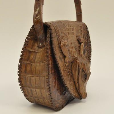 Genuine vintage alligator purse made in Cuba