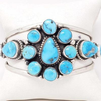 2040	

Bobby Johnson Blue Bird Turquoise Sterling Silver Cuff Bracelet, 56.7g
Weighs Approx 56.7g
Genuine Blue Bird Turquoise
Navajo...