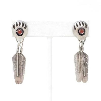 2198	

Sterling Silver Dangle Earrings With Coral Stone,8g
Weighs Approx 8g