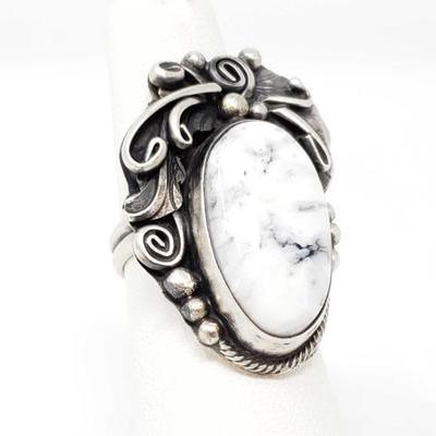 2114	

Sheila Becenti White Buffalo Sterling Silver Ring, 11.3g
Weighs Approx 11.3
Size 6
Approx 1.5