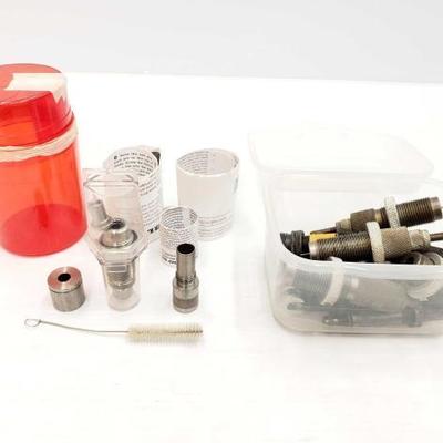 1134	

Reloading Kit And 9 Reloading Dies
Reloading Kit And 9 Reloading Dies