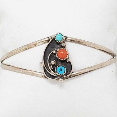 2048	

Vintage Nevada Turquoise and Coral Sterling Silver Native American Cuff Bracelet- 9.4g
Weighs Approx 9.4g.
Genuine Nevada...