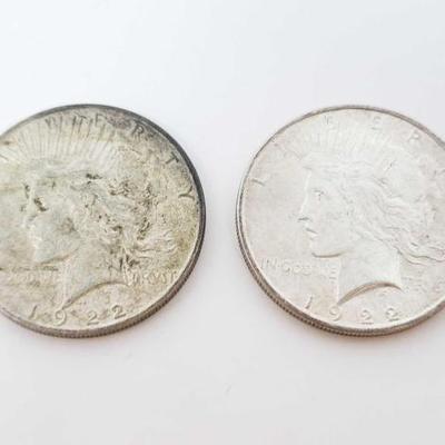 2586	

2 1922 Silver Peace Dollars
Philadelphia Mint