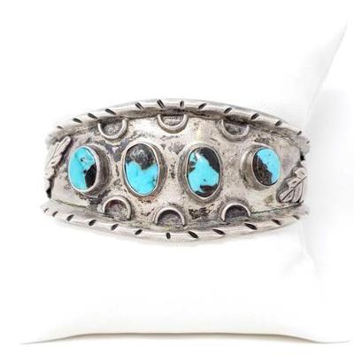 2180	

Old Pawn Nevada Turquoise Graduated Width Sterling Silver Cuff, 40.2g
Weighs Approx 40.2g
Approx 1.25