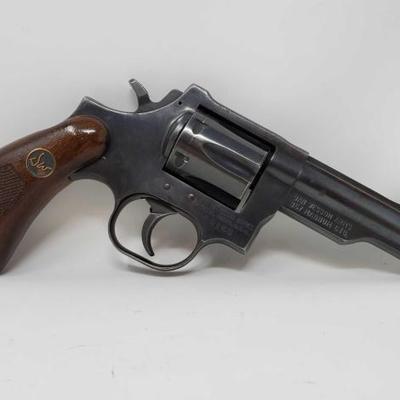 615	

Dan Wesson .357 MAG Revolver
Serial Number: 82160
Barrel Length: 4