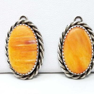 2 Sterling Silver Spiney Oyster Pendants, 7.8g
Weighs Approx 7.8g
