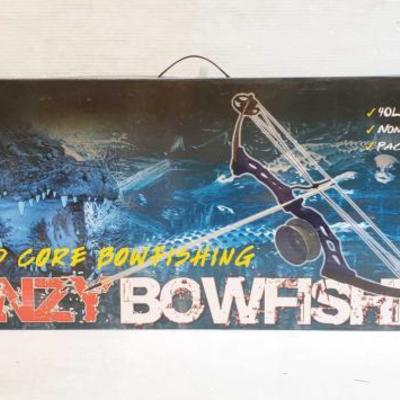 7022	

New In Box Hard Core Bowfishing
40 LB Continuous Draw, Non-Slip Textured Grip, Packaged Complete As Shown
