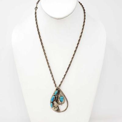 2152	

Sterling Silver Necklace With Turquoise Stones, 28.2g
Weighs Approx 28.2g
