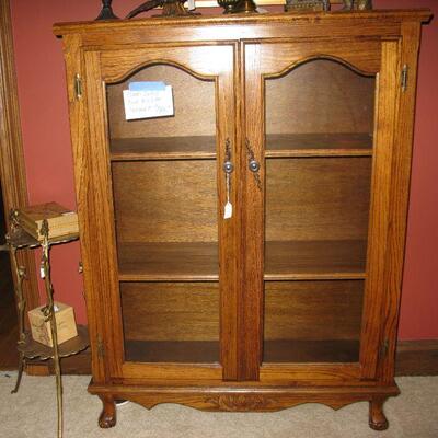 oak glass door cabinet    BUY IT NOW $ 180.00