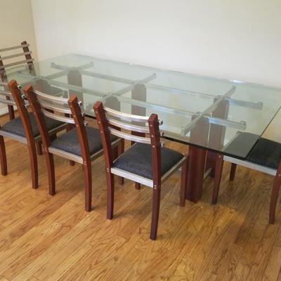 Heltzer Dining Table w/10 Chairs