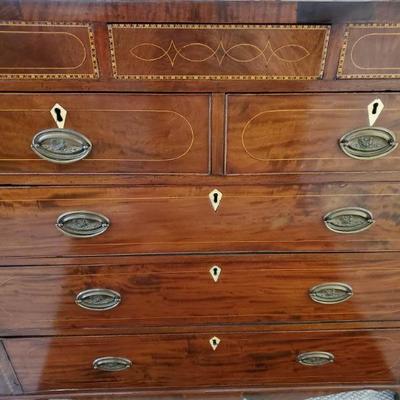 George III inlaid chest of drawers 