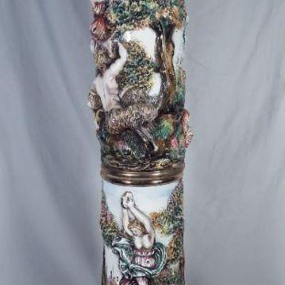 Italian Capo Di Monte pedestal
