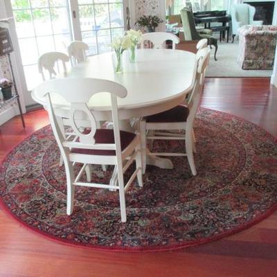 Pottery Barn White Double Pedestal Dining/Kitchen Table With Seating (6) ~ Beautiful Round Rug 