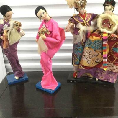 DSH035 Collectible Oriental Dolls
