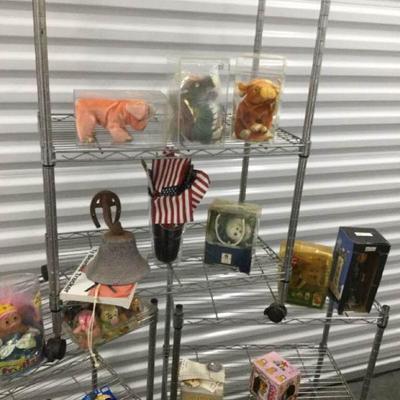 DSH072 Three Metal Shelves & Collectibles Items