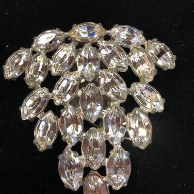 Brilliant large fur clip