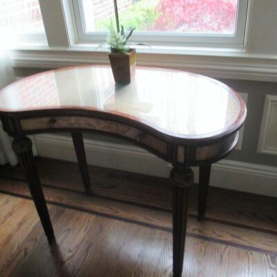 Kidney Shaped Accent Table  