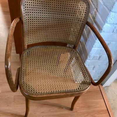 Bentwood chair $55