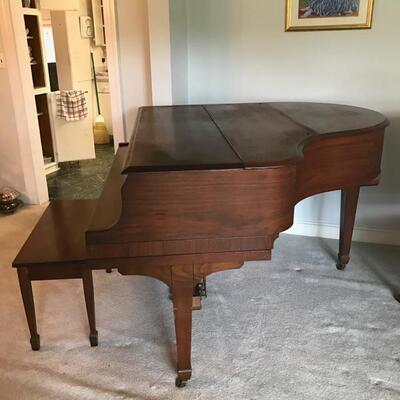 Starr baby grand mahogany piano 