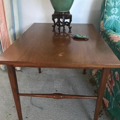 mid century rectangular end table $195
21 X 30 X 19 1/2"