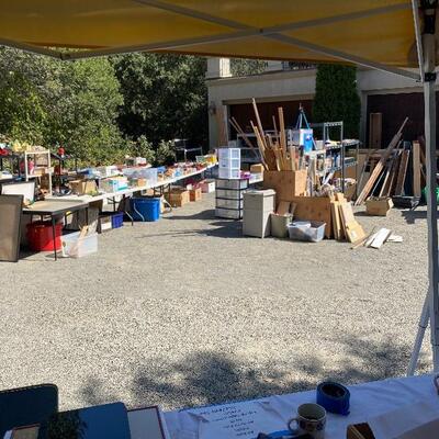 Estate sale photo