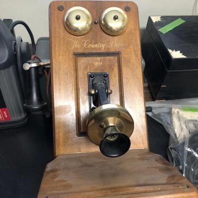 Telephone is a radio - non working - but looks great 