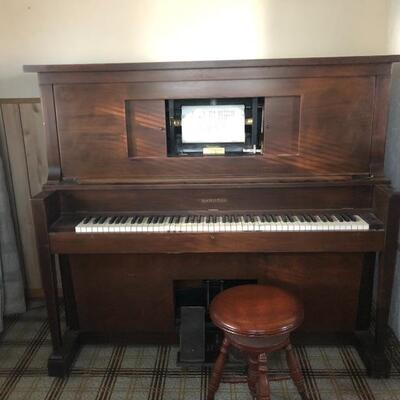 Plater Hamilton piano 