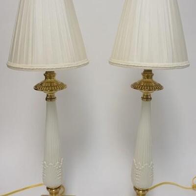 1045	PAIR OF LENOX QUIOZEL NIGHT STAND TABLE LAMPS, 31 IN HIGH
