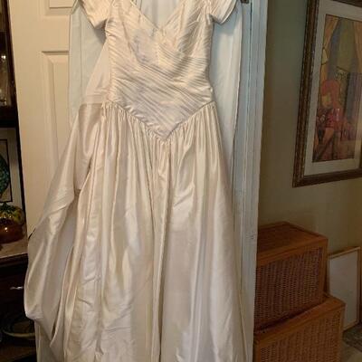 vintage wedding dress