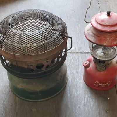 
#4020 â€¢ Vintage Coleman Lantern And Vintage Coleman Heater