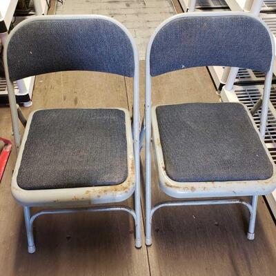 
#4602 â€¢ 2 Cushioned Folding Chairs