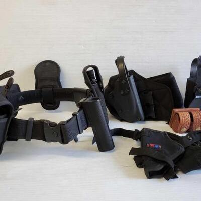 5124	
Belt Holsters, Holsters, And A Police Duty Belt
Belt Holsters, Holsters, And A Police Duty Belt