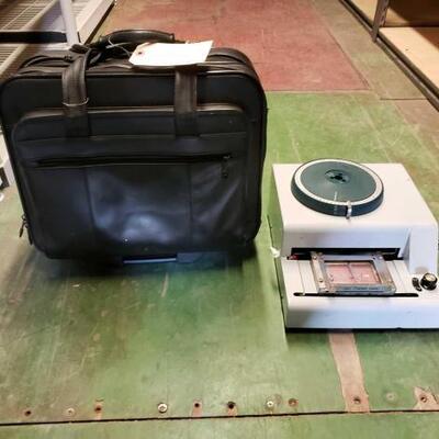 6122	
Credit Card Embosser And Wheeled Case
Credit Card Embosser And Wheeled Case
