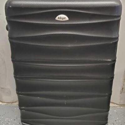 5542	
Kelpt Rolling Suitcase
Kelpt Rolling Suitcase