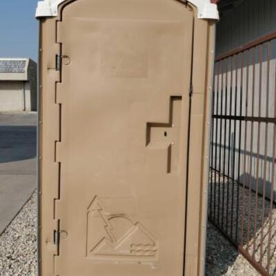 30059: Poly Portables Out House
Porta-Potty Measures Approx: 44