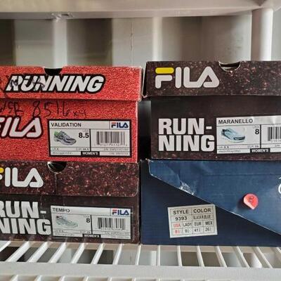 8516	
3 Fila Running Shoes And a Pair Of Pj & Klava New In Box
3 Fila Running Shoes And a Pair Of Pj & Klava New In Box