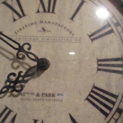 Firstime Mfg American Timekeeping Wall Clock Metro-North Railroad 42nd & Park  