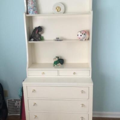 Dresser with shelves. Matches twin beds.