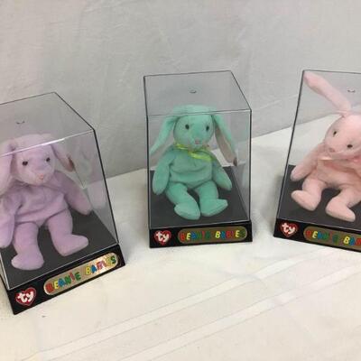 Hippity, Hoppity, Floppity Beanie Babies in Cases