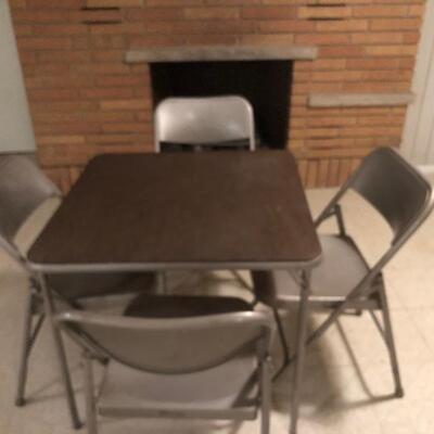 Samsonite folding table and four chairs