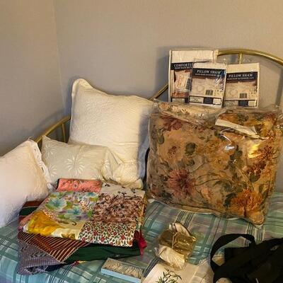 Brass Bed, Pillows, and Blankets 