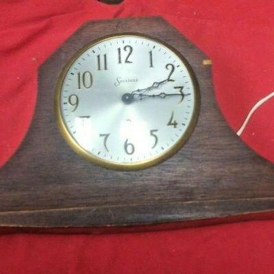 https://www.ebay.com/itm/124353906289	LX3024 USED VINTAGE SESSIONS ELECTRIC MANTLE CLOCK 		Buy-It-Now	 $22.99 
