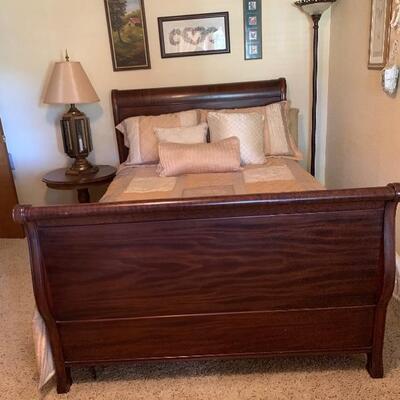 Full size antique bed 
Mattress   
Bedding - super nice 