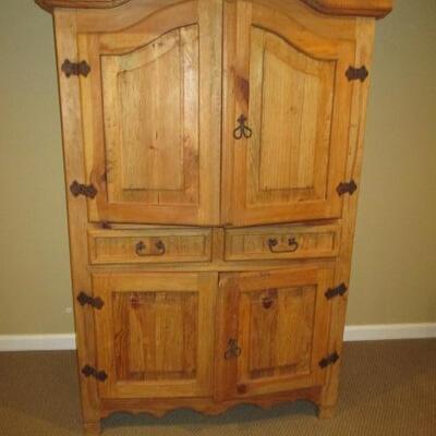 Ethan Allen 