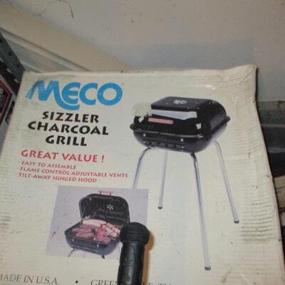 Meco Sizzler Charcoal Grill New In Box 