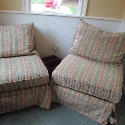Pair Ethan Allen Comfortable Seating 
