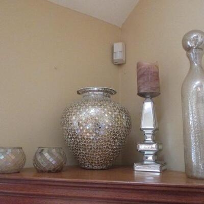 Accent Decorative Separates 