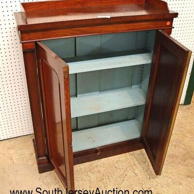 
Lot 515
ANTIQUE Edwardian petite 2 door mahogany bookcase with gallery
