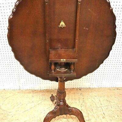 
Lot 517
QUALITY SOLID mahogany tilt top carved birdcage base pie crust table
