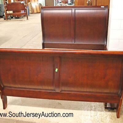 
Lot 531
Contemporary mahogany queen size sleigh bed with rails
